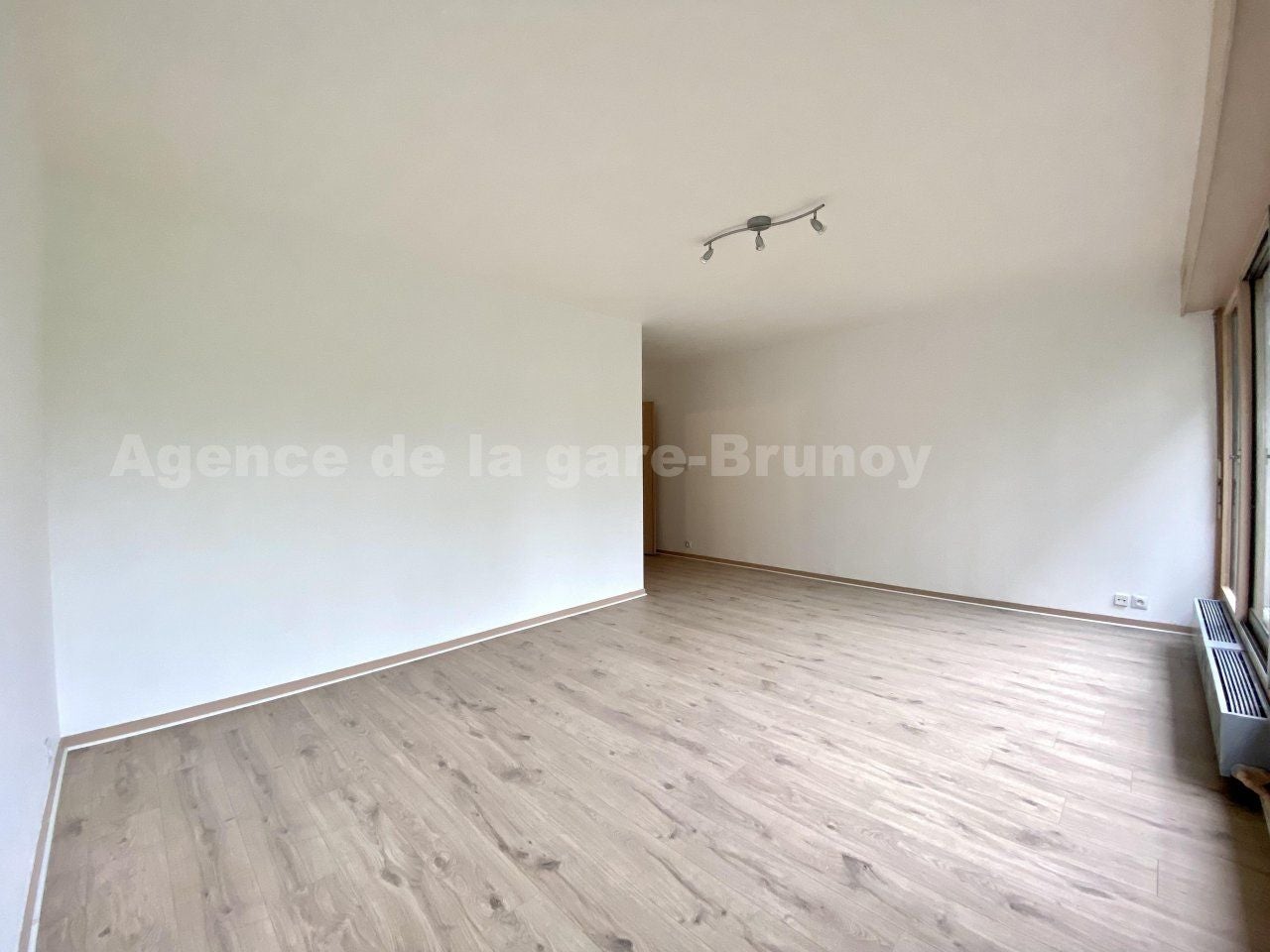 Appartement Rue de la Gare à Brunoy