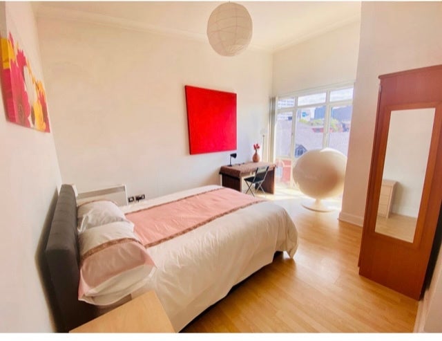Room Edward Street in Birmingham