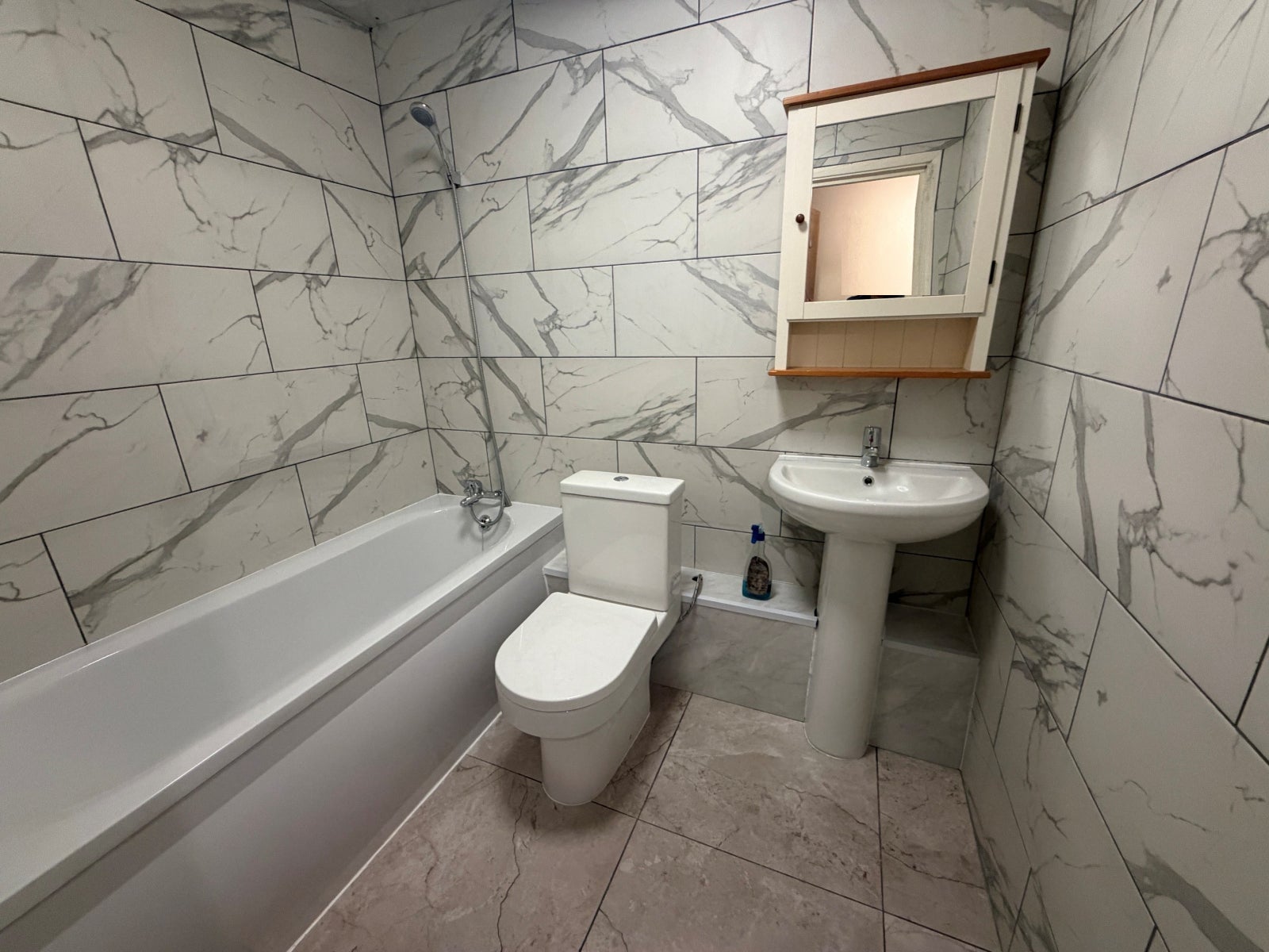 Flat Lampton Road in Greater London