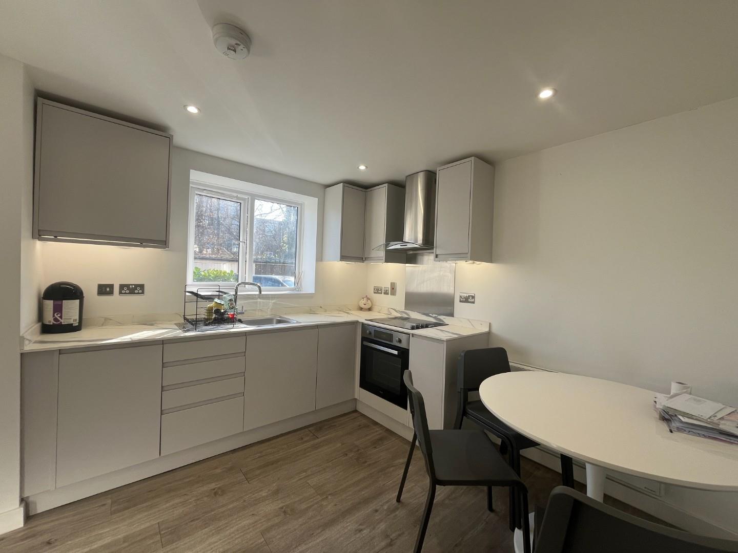 Room Linden Grove in Greater London