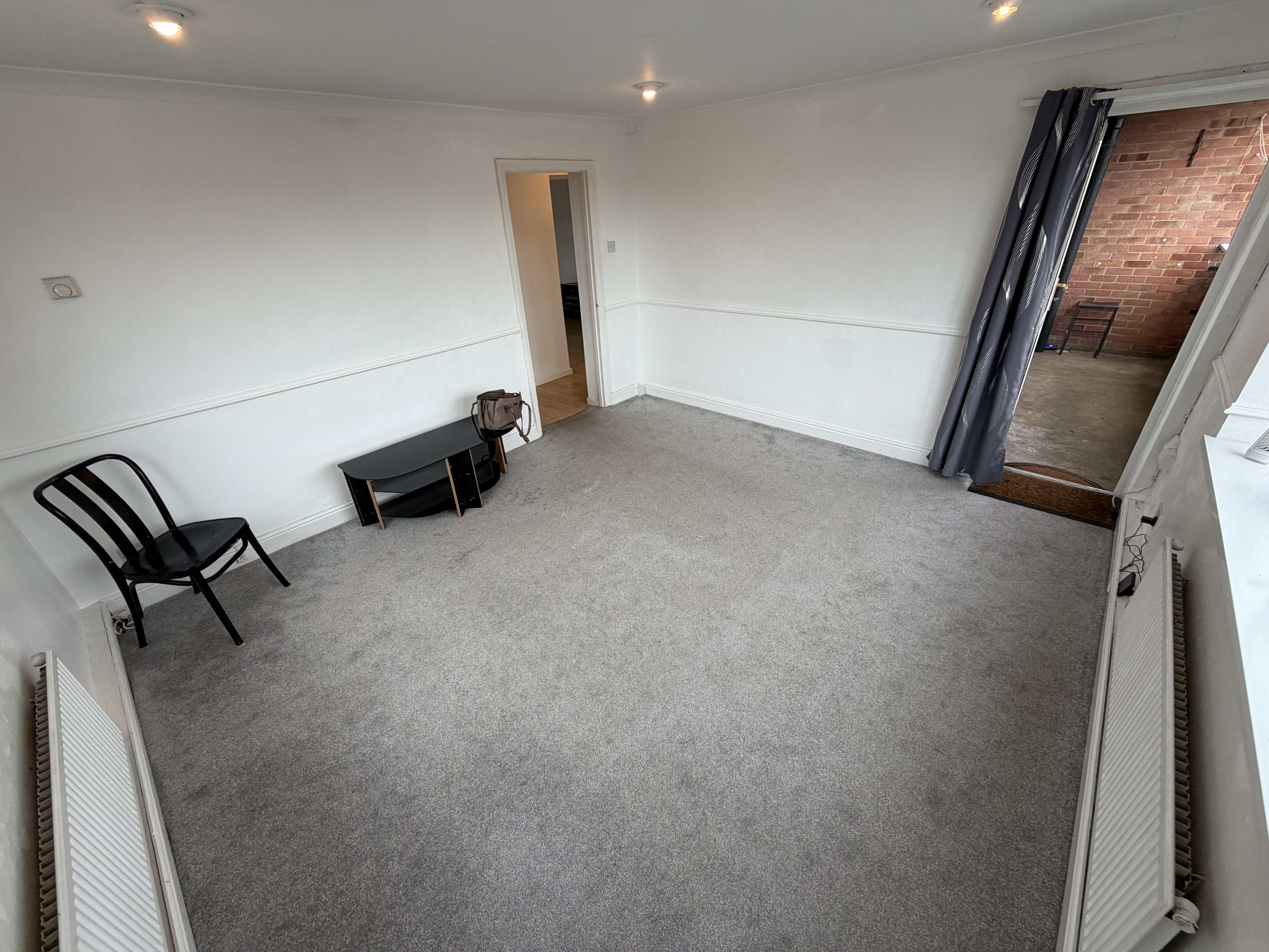 Flat Bonnick Close in Luton