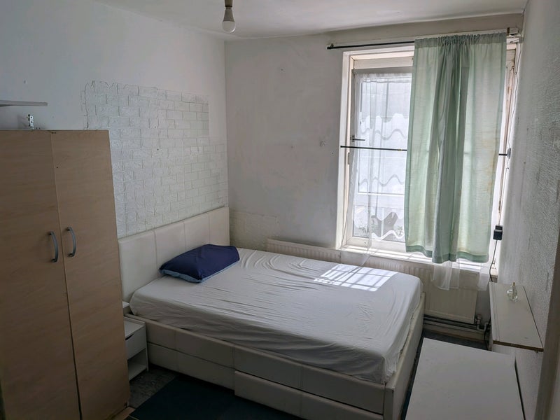 Room Limehouse Causeway in Greater London