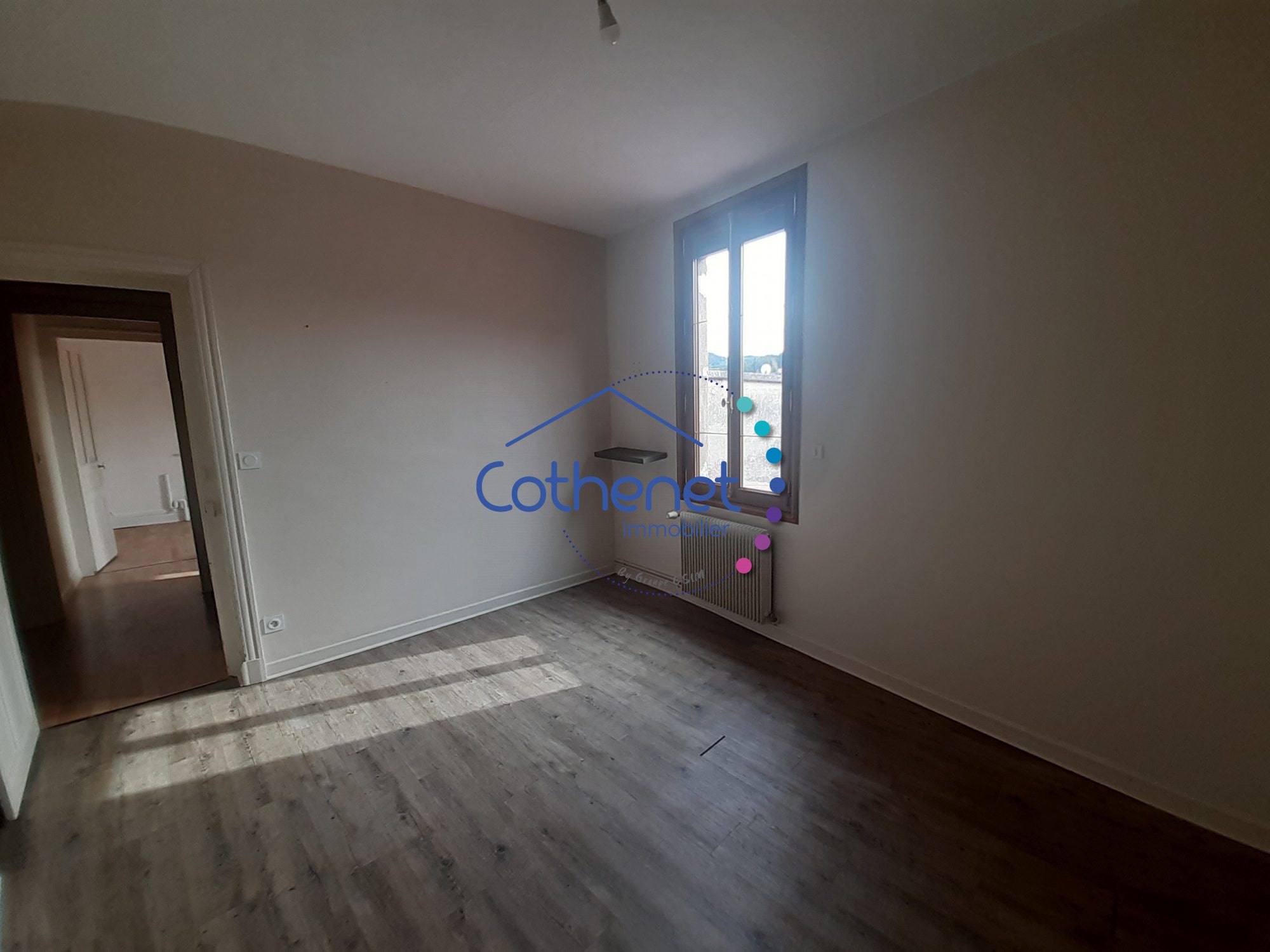 Appartement Place de l'Église à Belmont-de-la-Loire