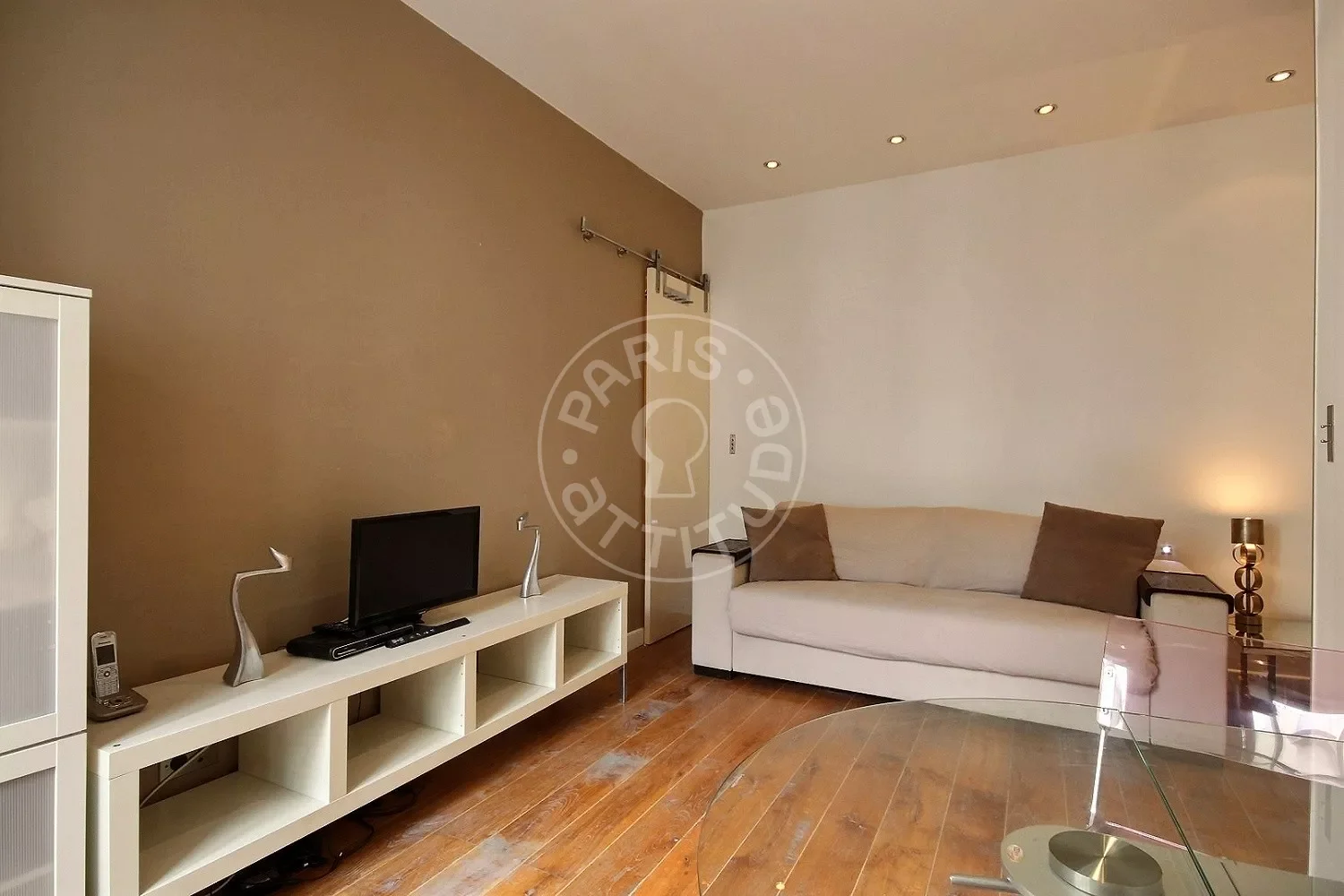 Appartement Rue d'Enghien à Paris