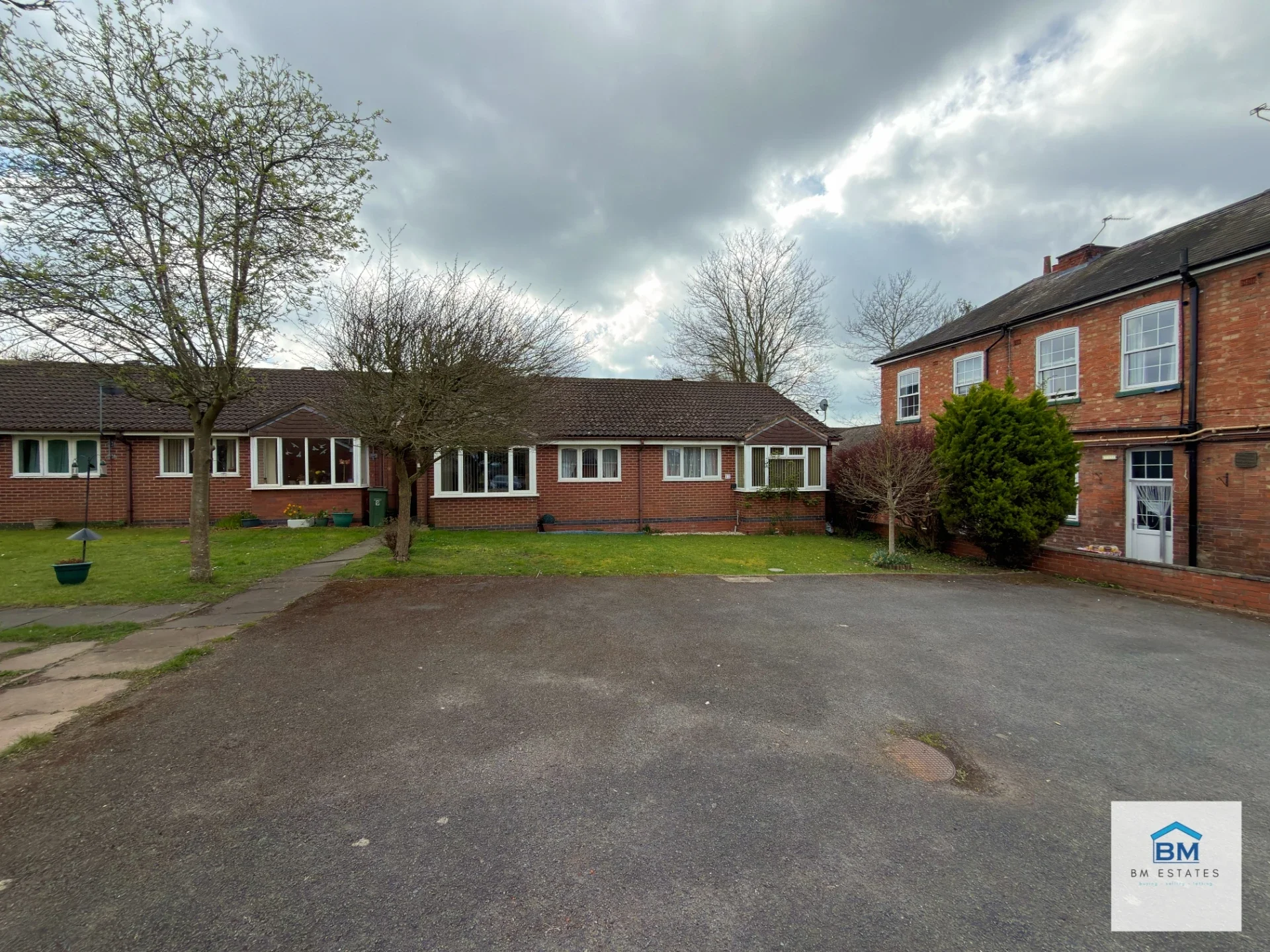 Flat Margaret Anne Road in Oadby and Wigston