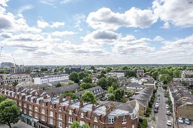 Flat Hamlet Gardens in Greater London