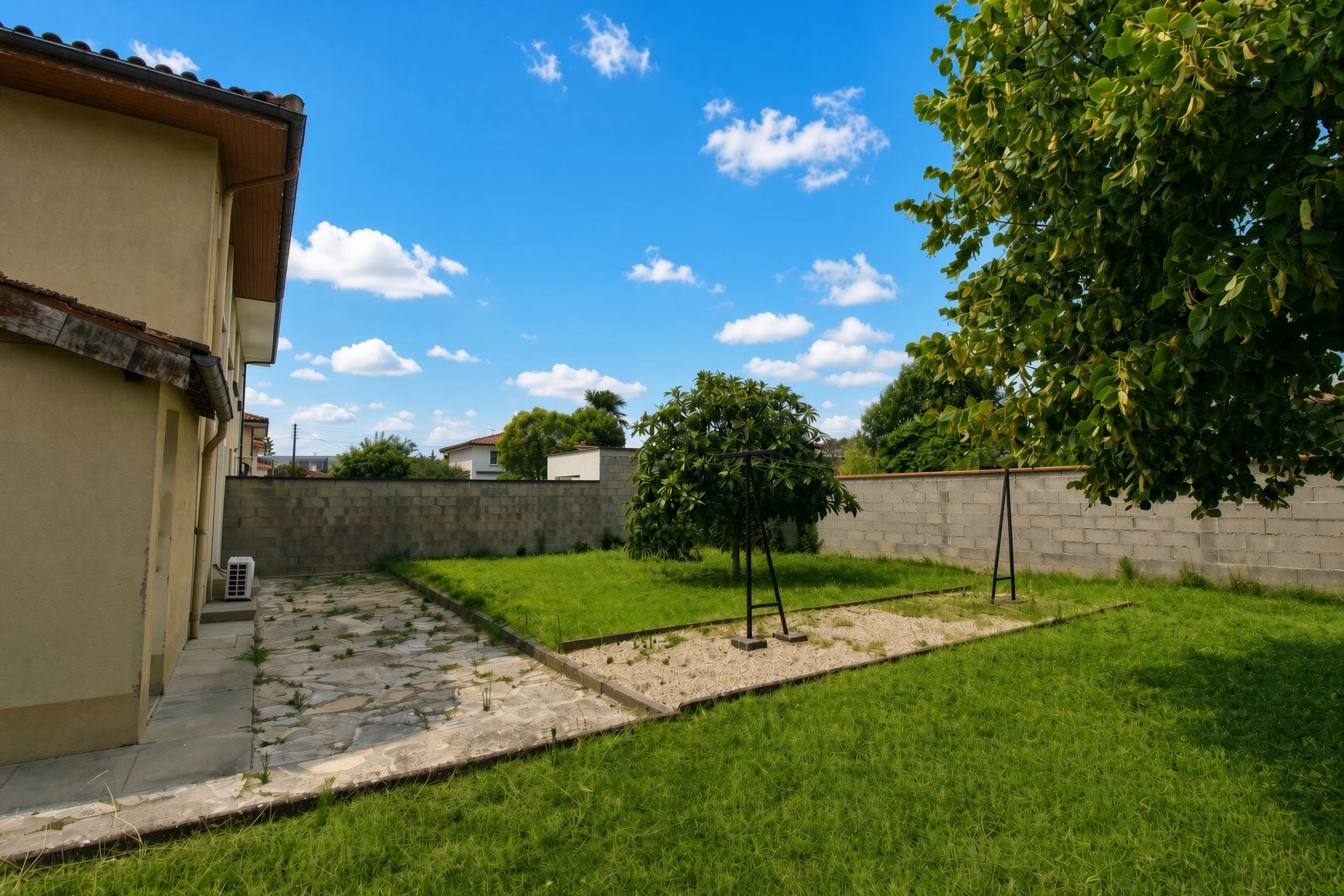 Maison Rue Edmond Rostand à Montauban