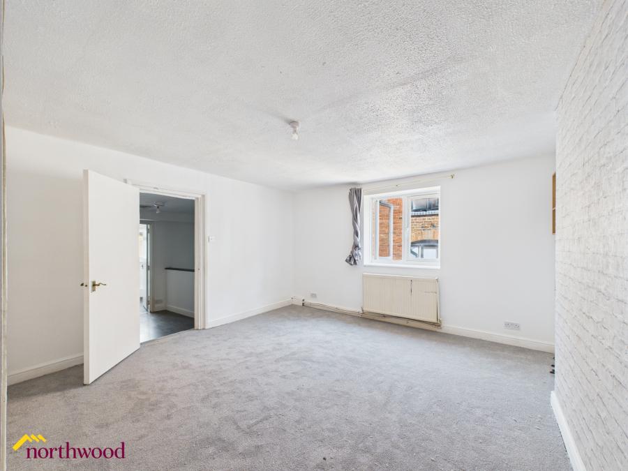 Flat Mawle Court in Cherwell District