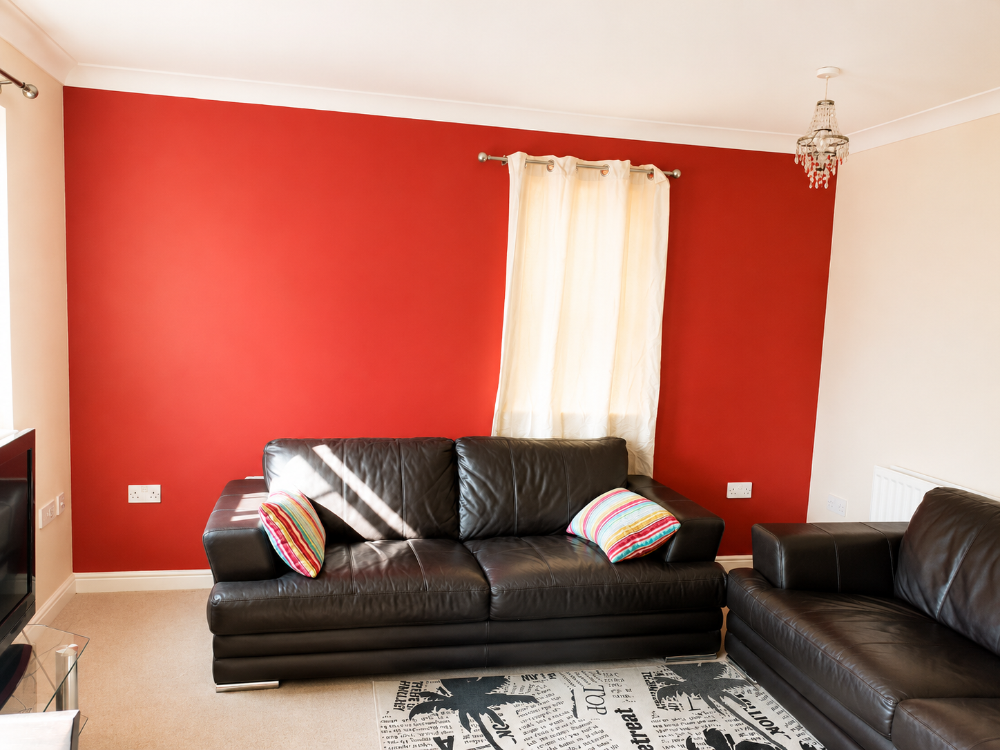 Flat Crispin Way in Greater London