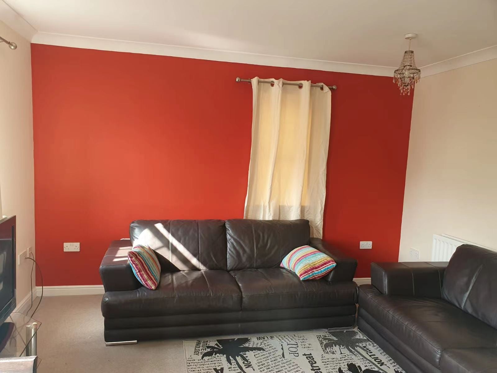 Flat Crispin Way in Greater London