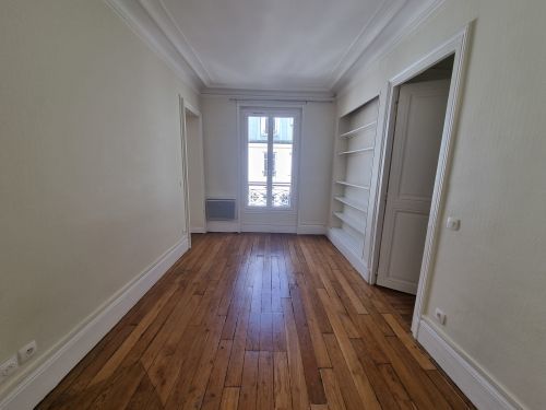 Appartement Rue des Feuillantines à Paris