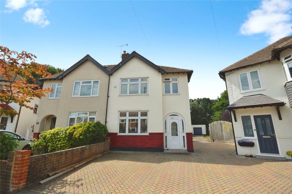 House Wills Crescent in Greater London