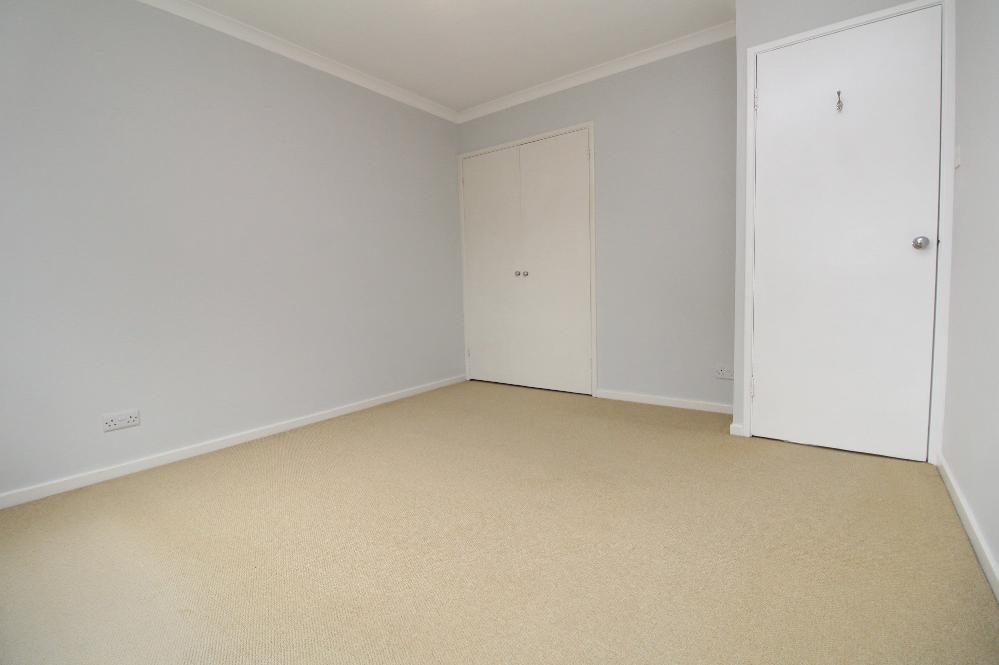 Flat Lennard Road in Greater London