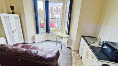 Room Azalea Terrace North in Sunderland