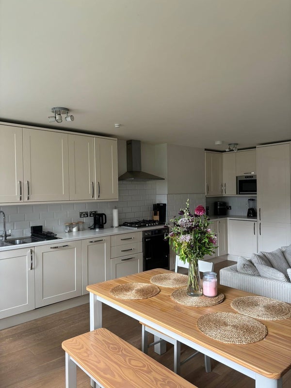 Room Camelford Walk in Greater London