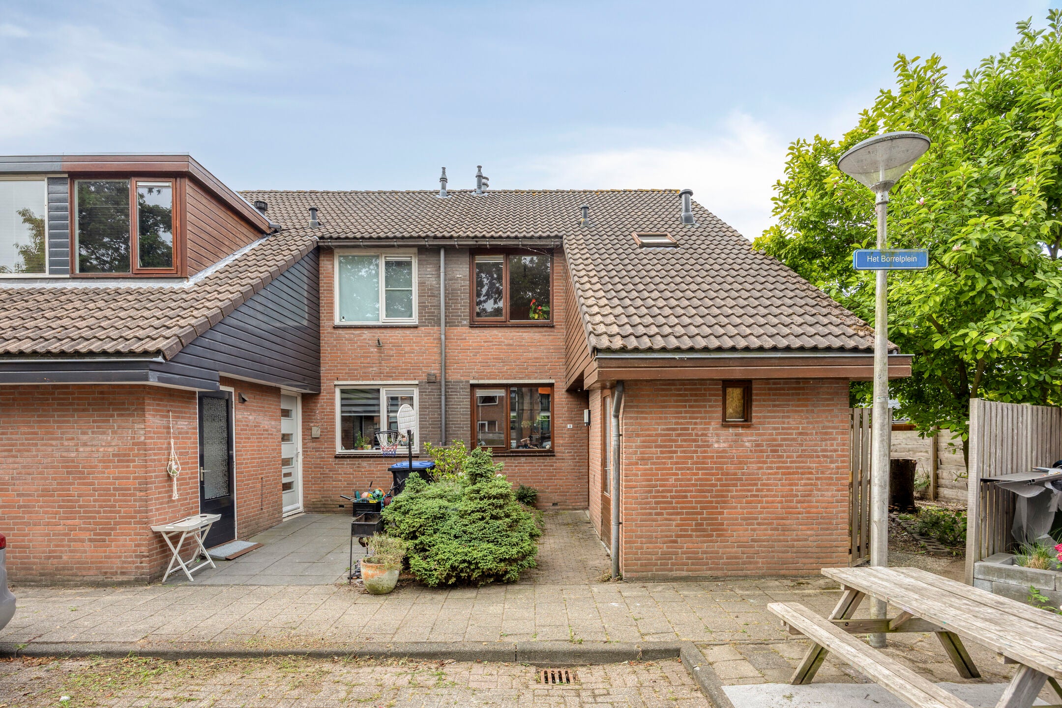 Huis Aelbrecht van Naaldwijklaan 9 in Ouderkerk aan den IJssel
