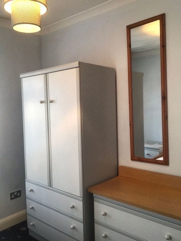 Room Burlington Avenue in Slough