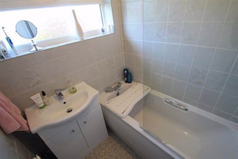 Room Aldgate in City of London