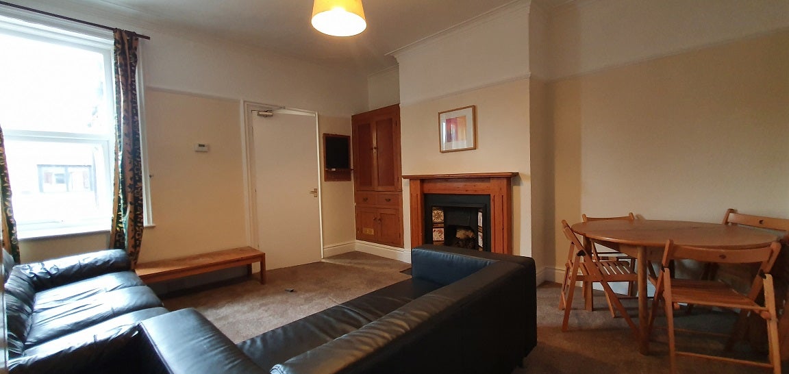 Flat Forsyth Road in Newcastle upon Tyne