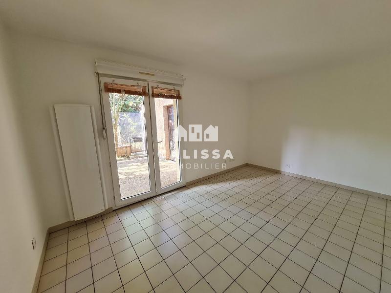 Appartement Place de l'Esplanade à Villeneuve-Tolosane