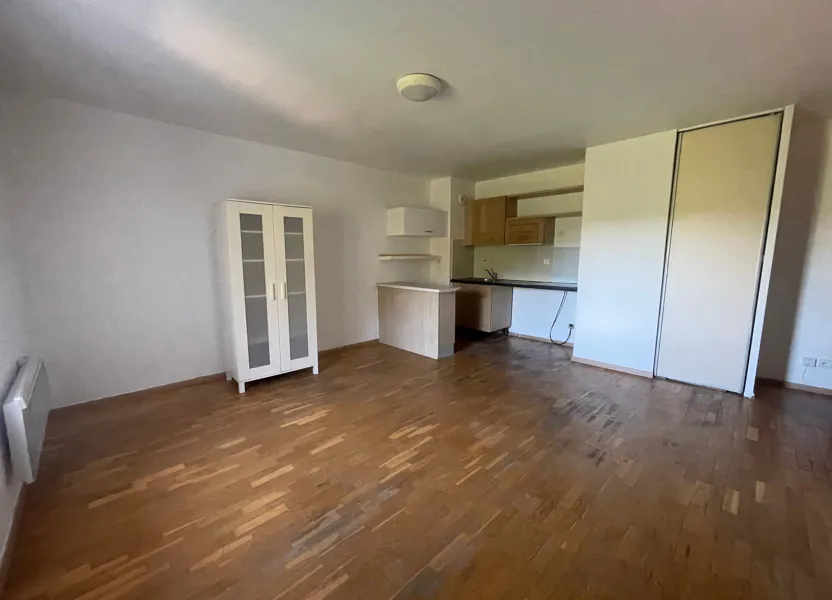 Appartement Chaussée Pierrebrou à Morigny-Champigny