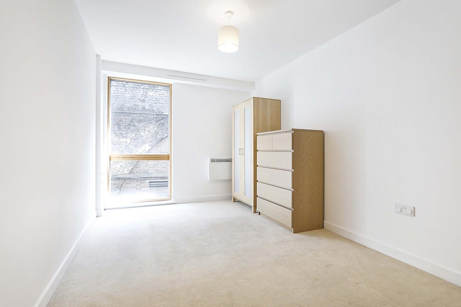 Flat Newington Causeway in Greater London