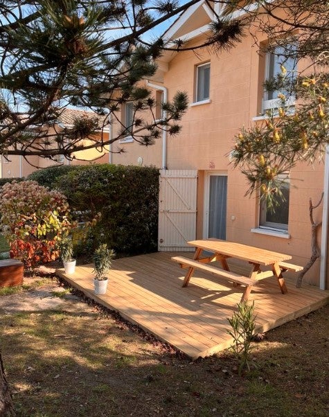 House Rue des Treilles in Libourne