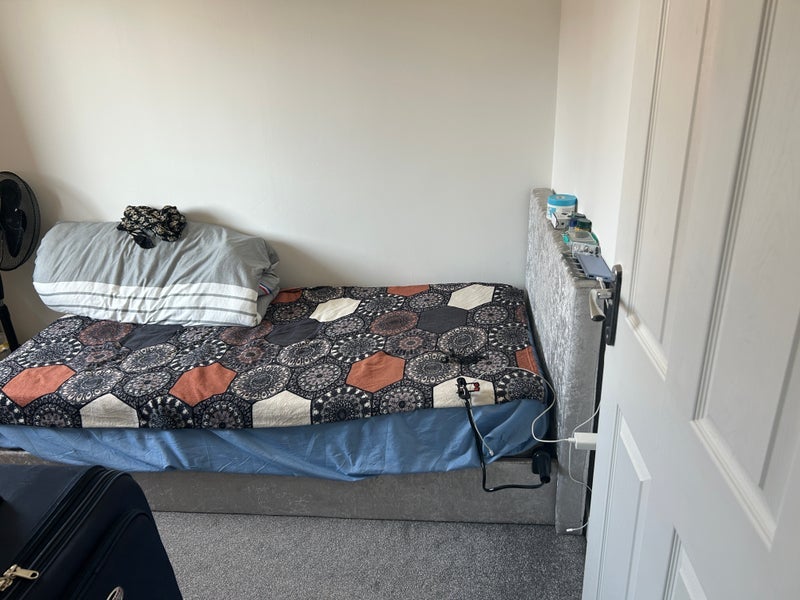 Room Paragon Way in Coventry