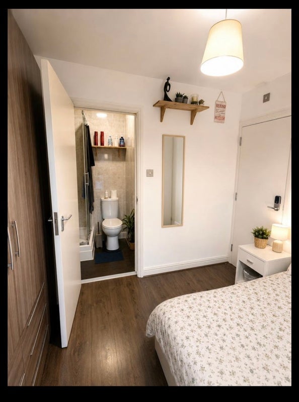 Room Portway in Greater London