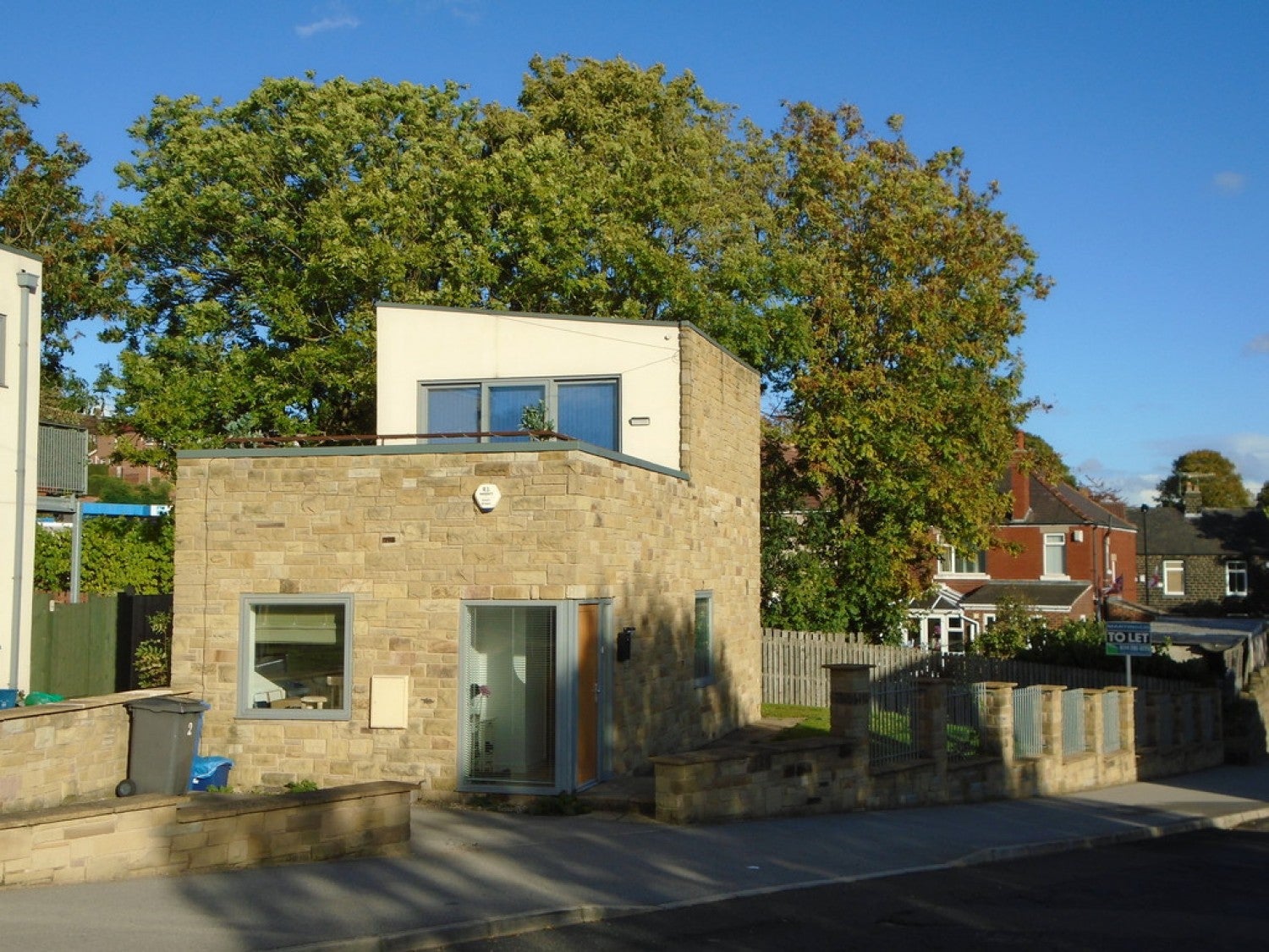 House Fox Hill Crescent in Sheffield