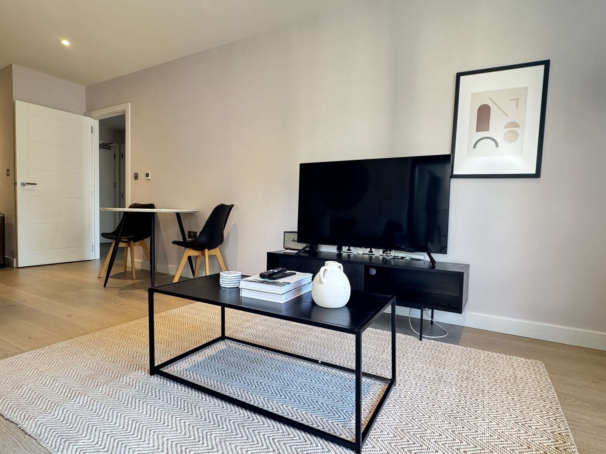 Flat Ufford Street in Greater London