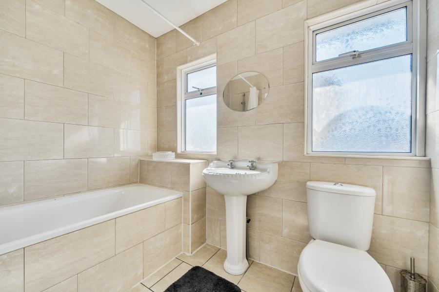 Flat Tamar Way in Slough