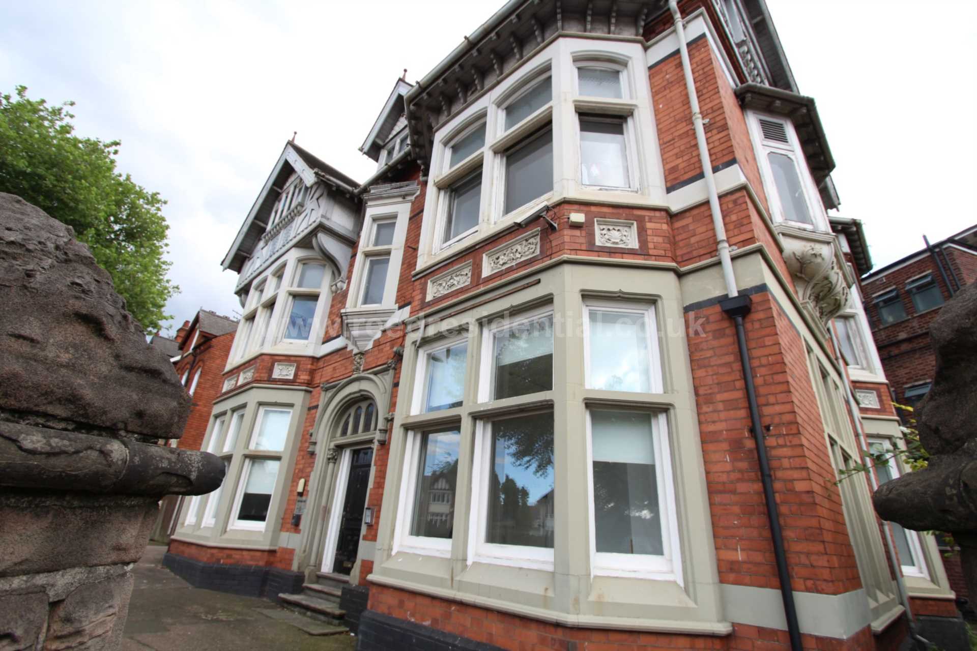Flat Derby Road in Nottingham