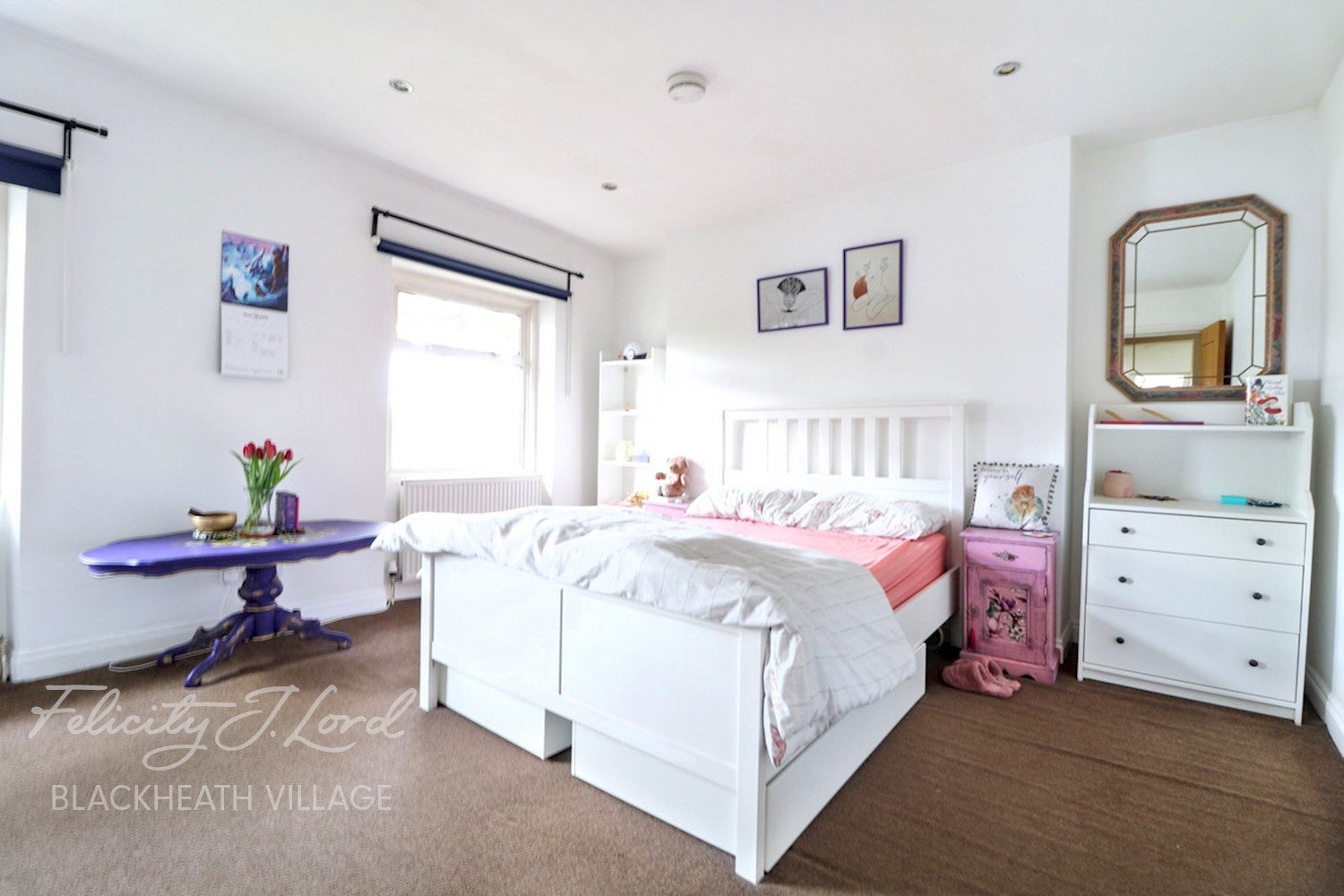 Flat Westcombe Hill in Greater London