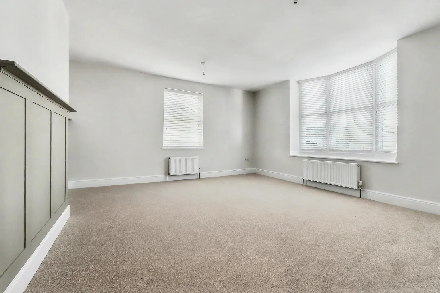 Flat Little Whyte in Huntingdonshire