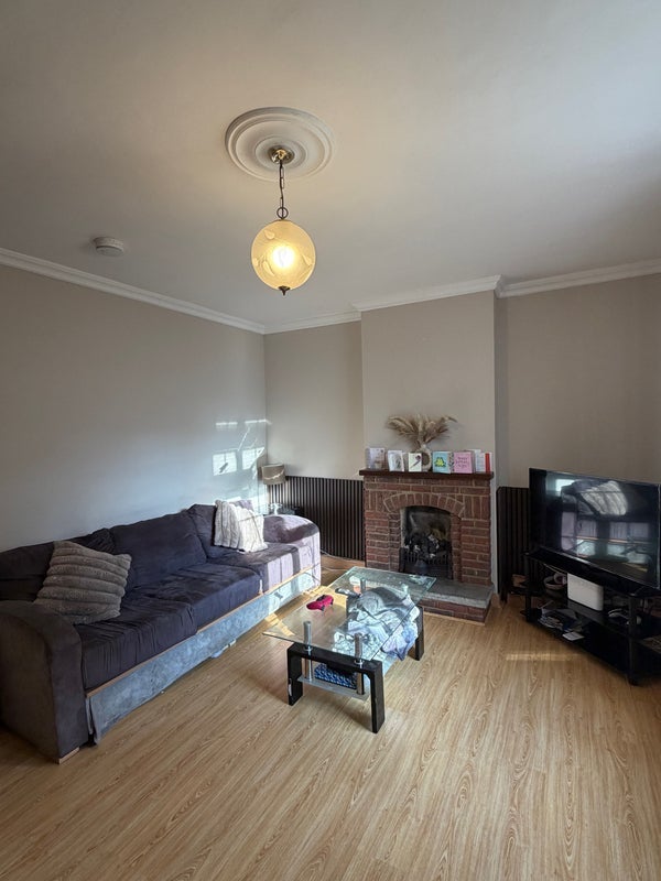 Room Alston Road in Greater London