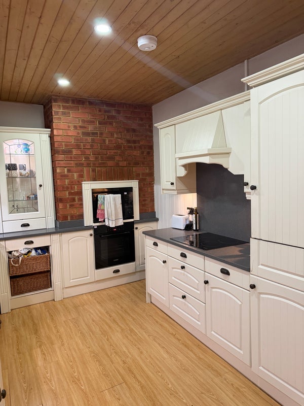Room Alston Road in Greater London