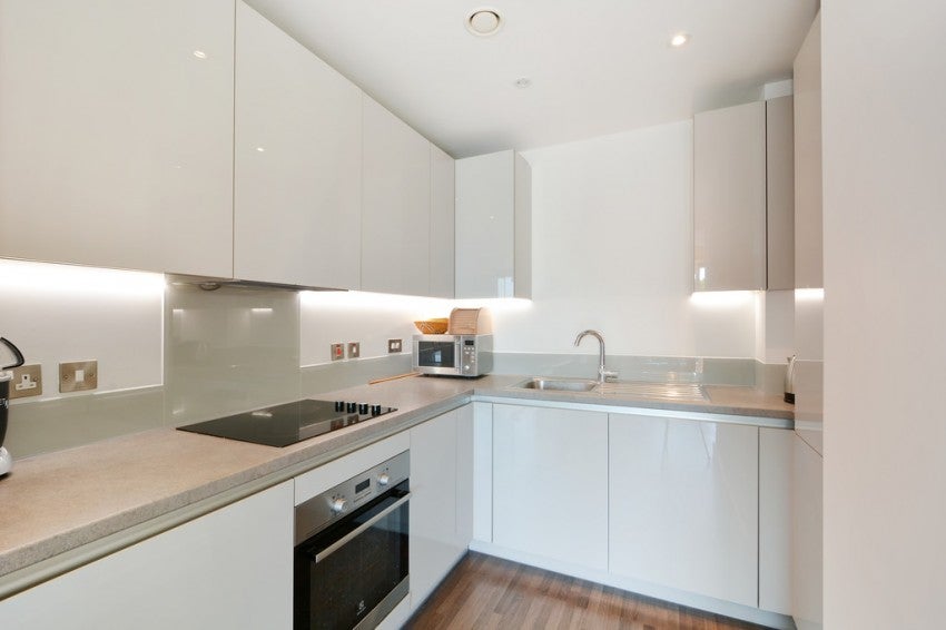 Flat Croft Street in Greater London