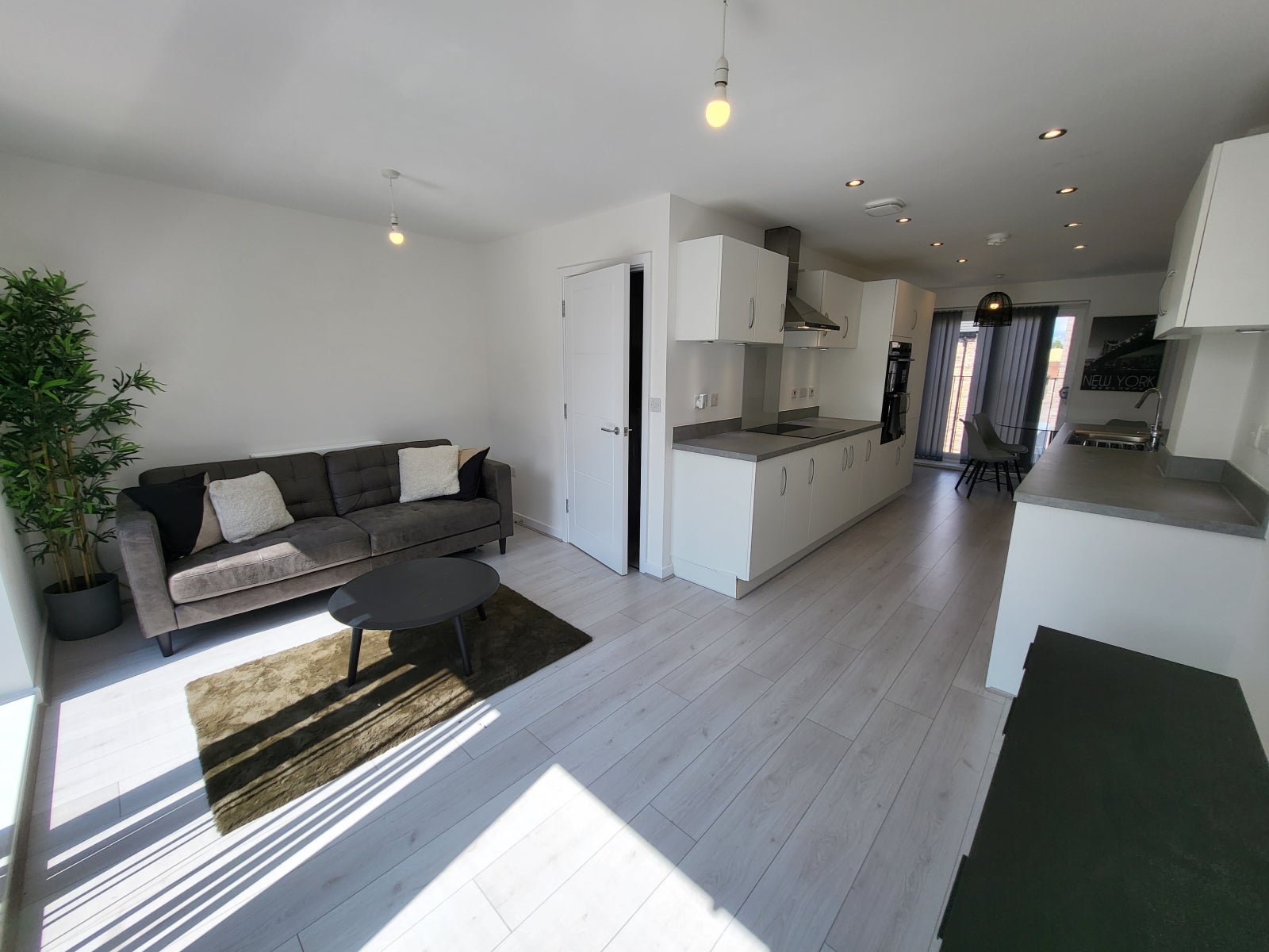 House Dodie Smith Walk in Trafford