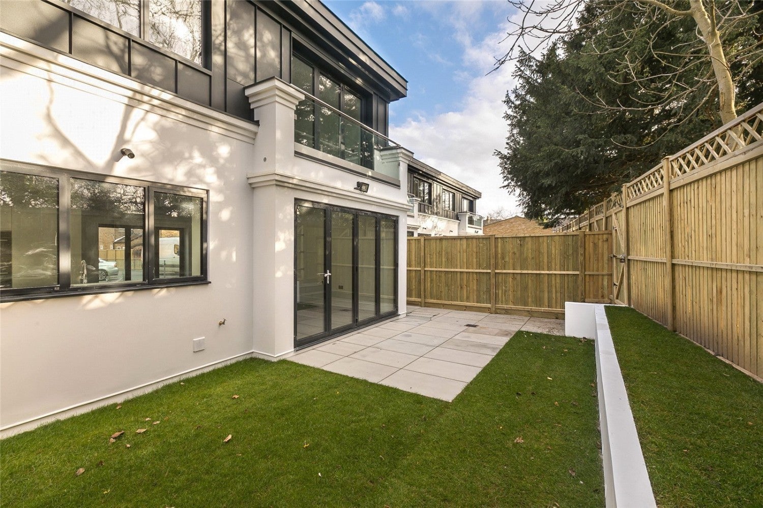 House Treebank Gardens in Greater London