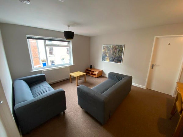 Room Ambra Vale West in Bristol