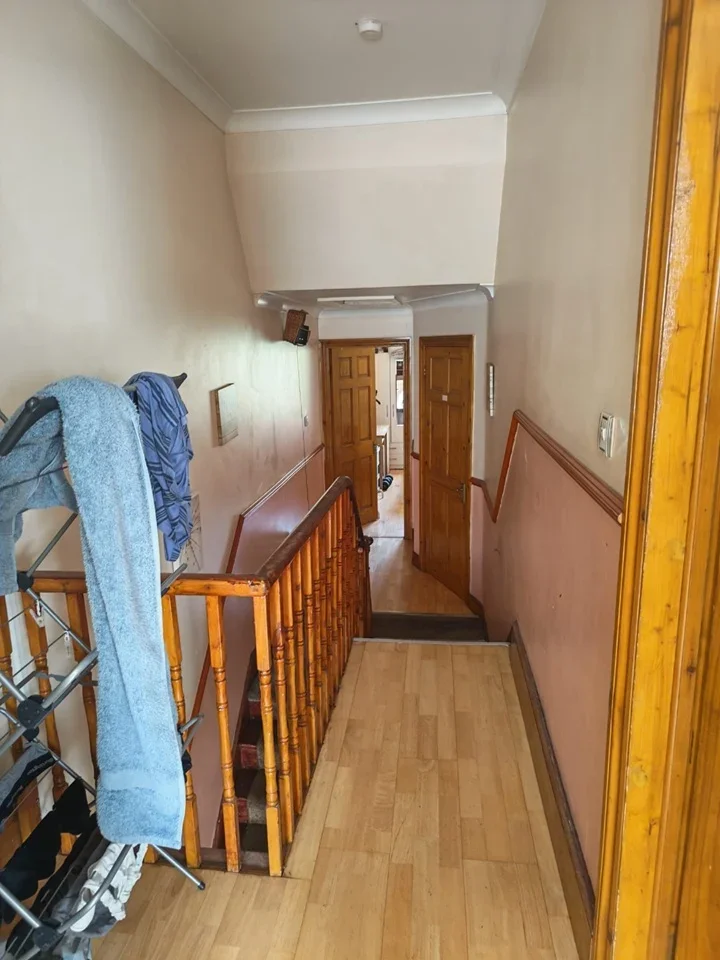 Room Clifden Road in Greater London