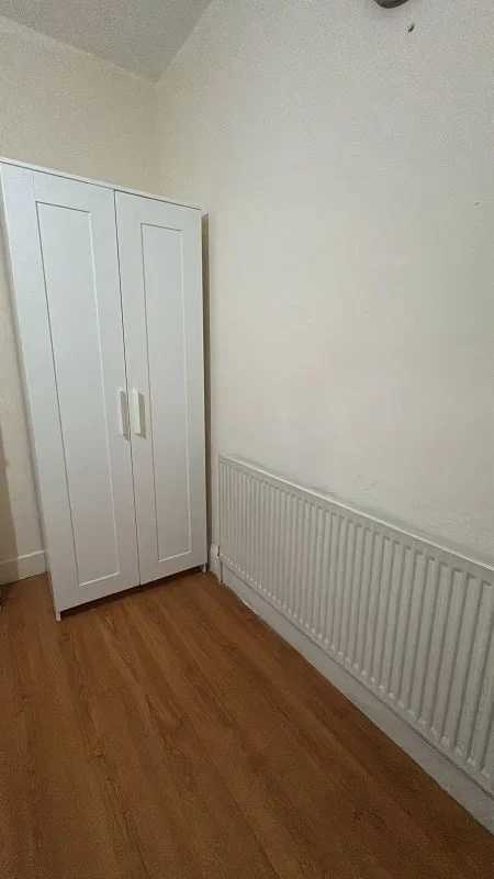 Room Pemdevon Road in Greater London