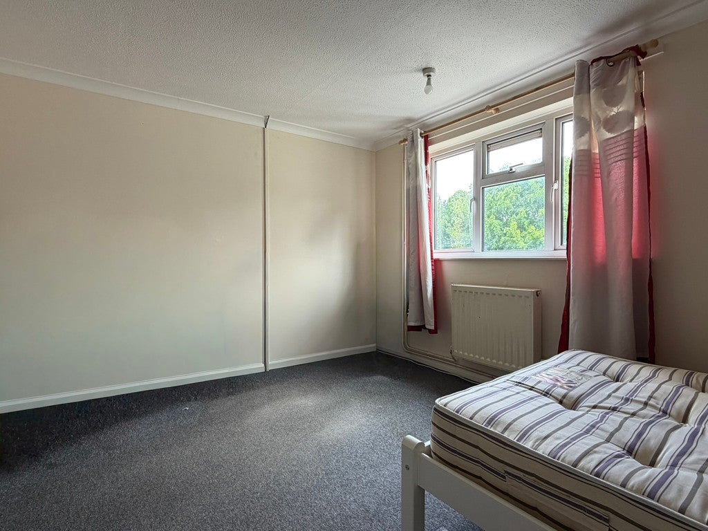 Room Fitzroy Street in West Suffolk
