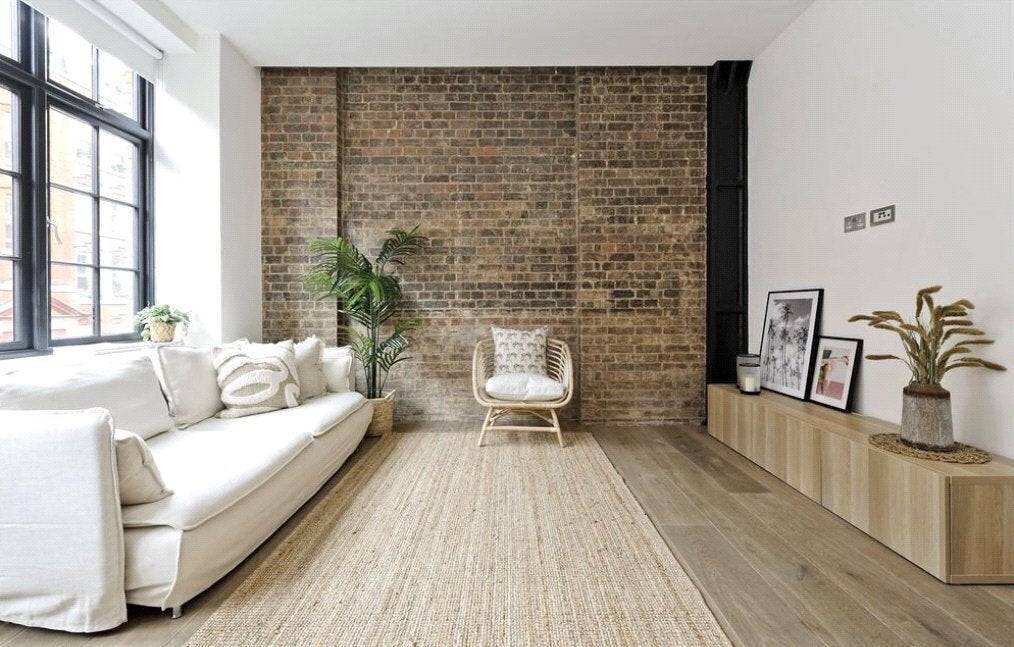 Flat Great Titchfield Street in City of Westminster