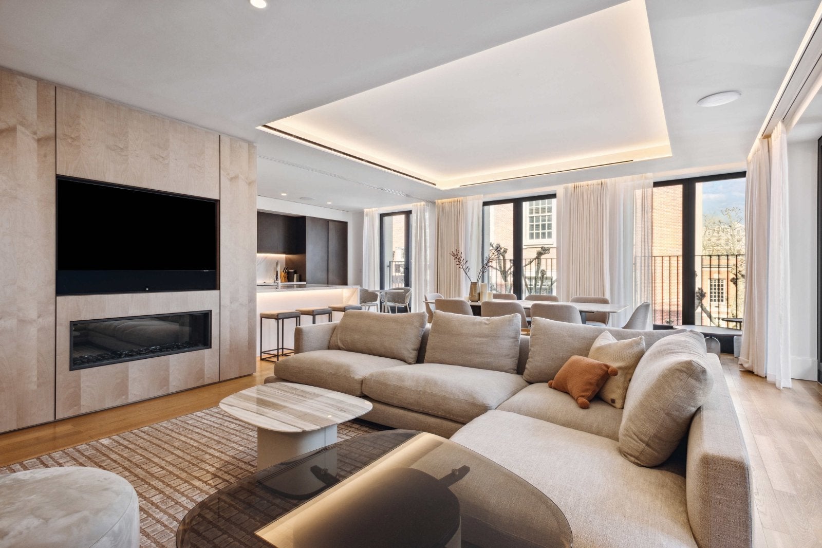 Flat Lancer Square in Greater London