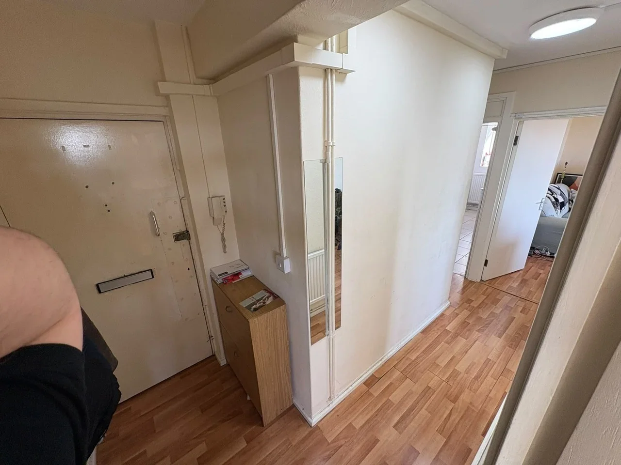 Room Trelawney Estate in Greater London