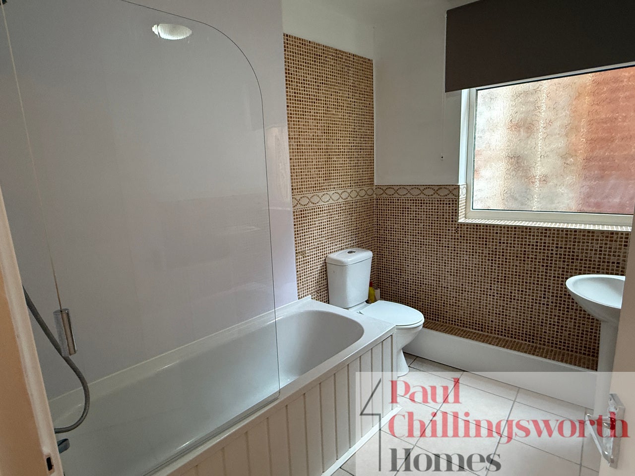 Flat Longford Square in Coventry