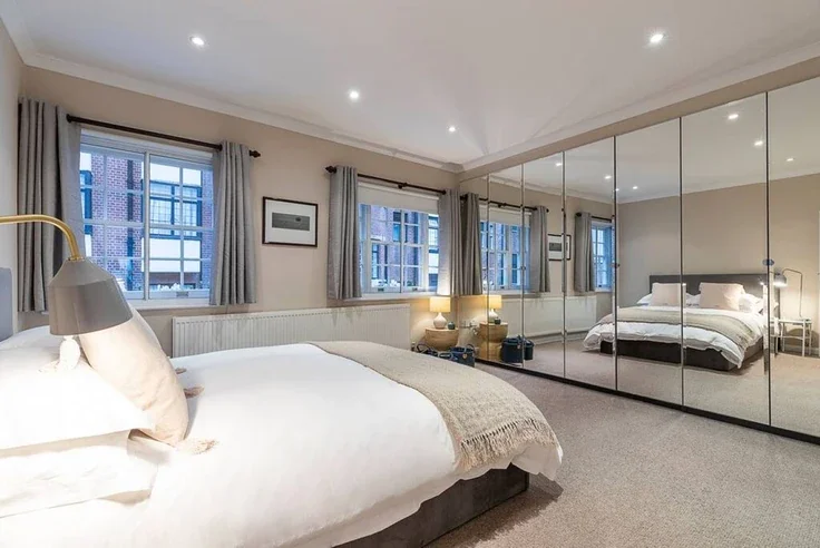 House Dunstable Mews in City of Westminster