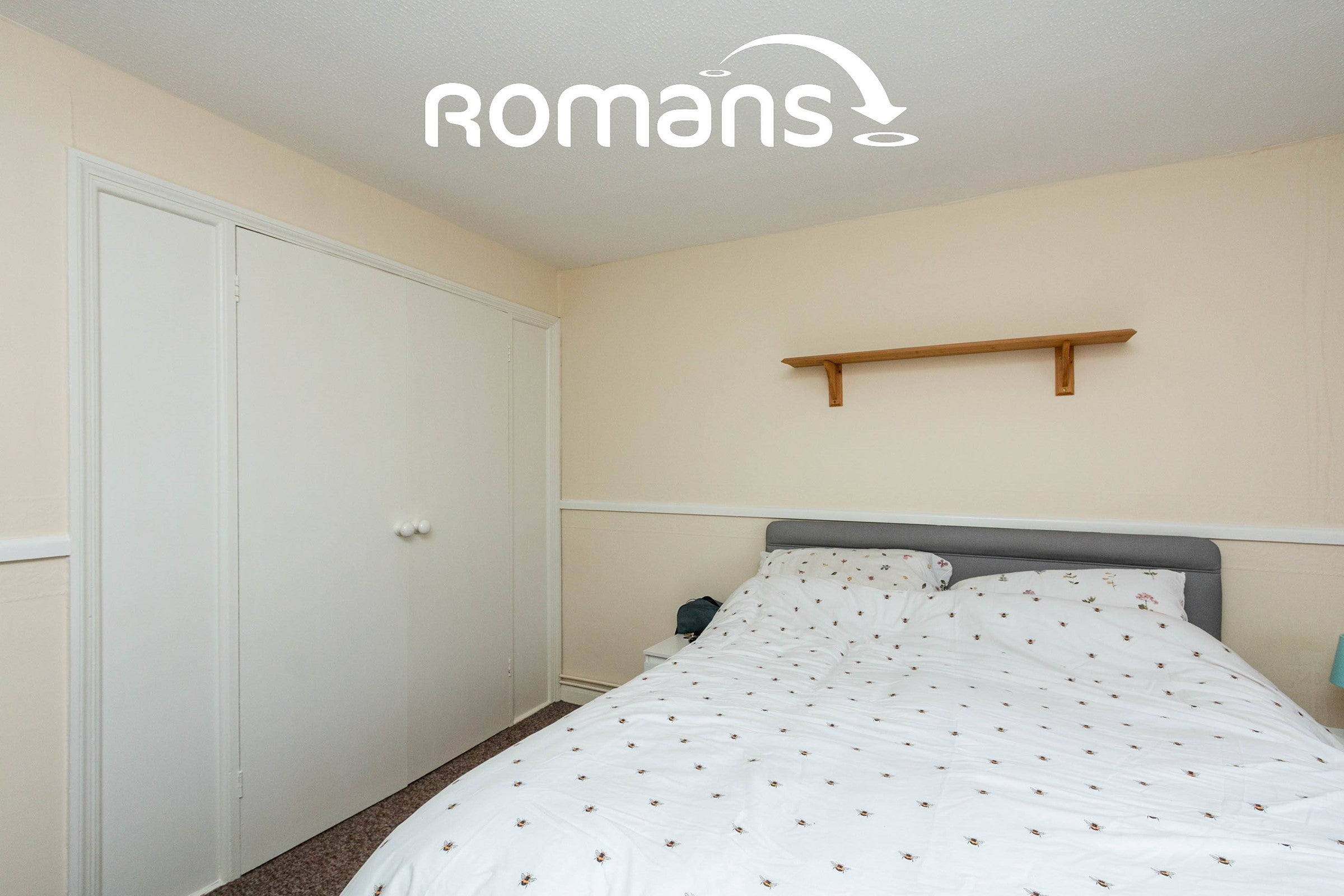 Flat Darent Court in Basingstoke and Deane